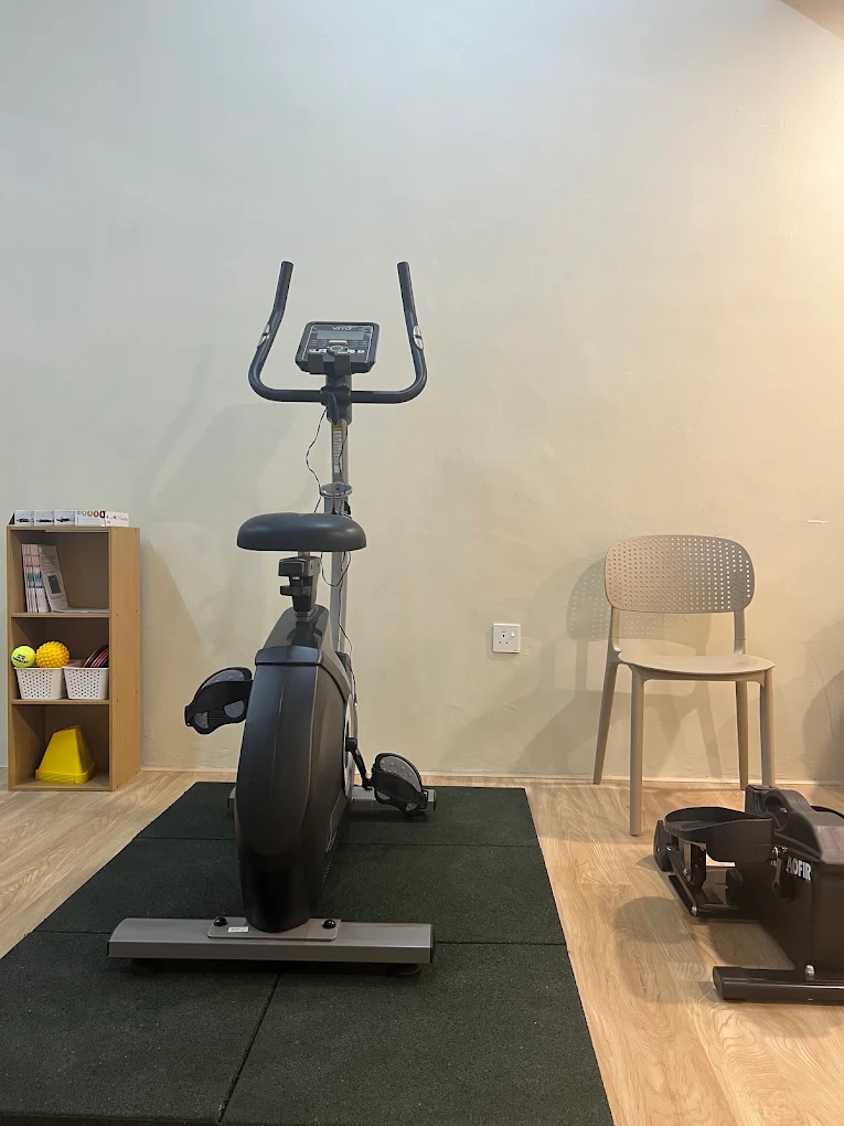Ruang senaman terapeutik di Excel Physio